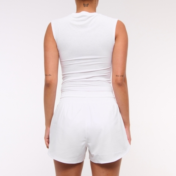 ABERCROMBIE YPB motionTEK High Rise Lined Workout Short.White. Size XS - Picture 5 of 13